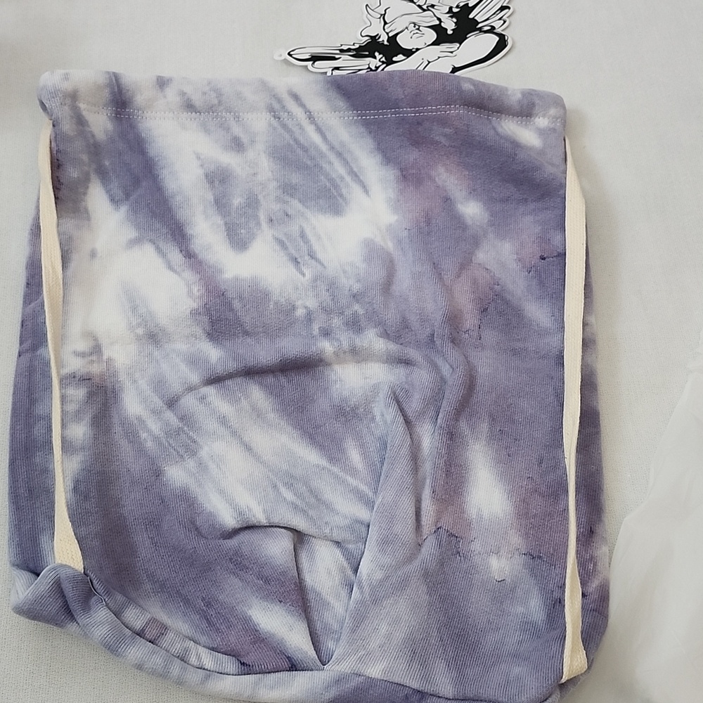 Boys Lie Purple Tie-Dye Tote with Pastel Cosmetic Pouches - Picture 6 of 16